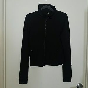 UA Heat Gear zip up jacket w thumbholes